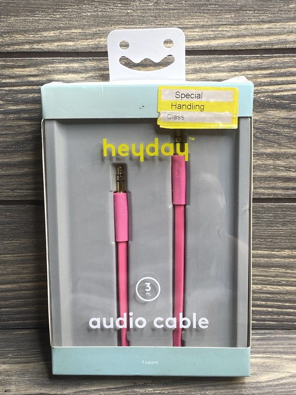 Heyday Audio Cable Pink Cord Adapter 3.5mm Auxilary Plug 3ft Length A4