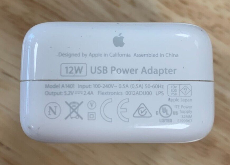 Apple Genuine OEM 12W USB Power Adapter for (iPhone iPad), A1401 Used gallery