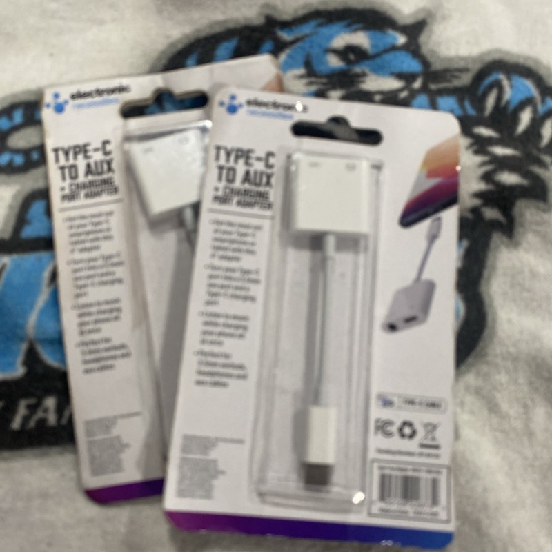 2 USB C to Aux 3.5mm brand new (2 items 1 price)