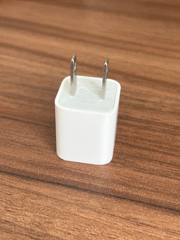 Apple OEM Original A1385 5V 1A USB Power Adapter Cube Charger Block Genuine