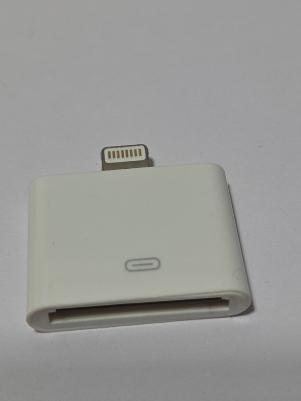 GOKSU Adapter 30 pin to 8 pin White Head Charger Adapter for iPhones and iPods