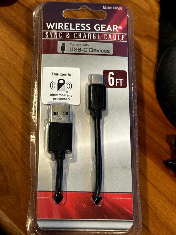 Wireless Gear 6 ft Sync & Charge cable for USB-C Devices, Black