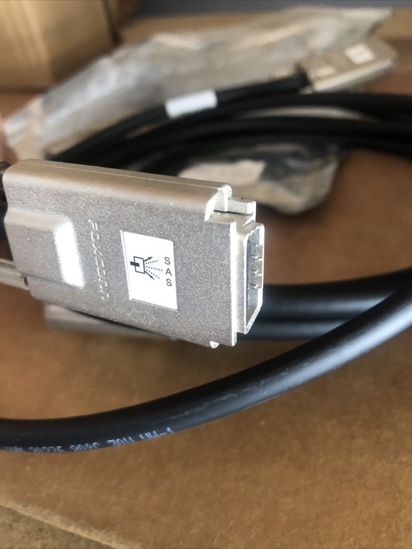2- Foxconn 2GFBBBX-38D ,Cn-0r8200-74210-14M-000U Cable-wire gallery