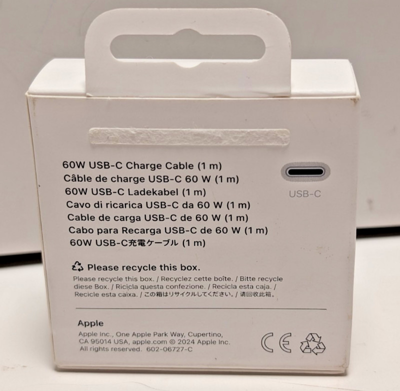 Apple 60W USB-C Charge Cable 1m Woven A2795 MW493AM/A Open Box gallery