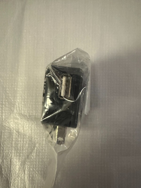 LG (STA-U17W) 5V 0.7A Travel Adapter for USB Devices - Black gallery