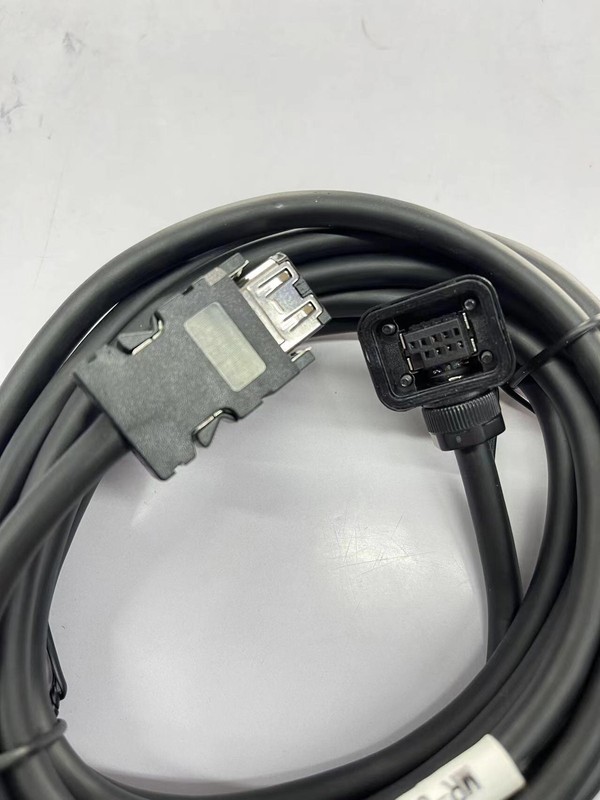 1pc new encoder cable MR-J3ENCBL2M-A2-L gallery