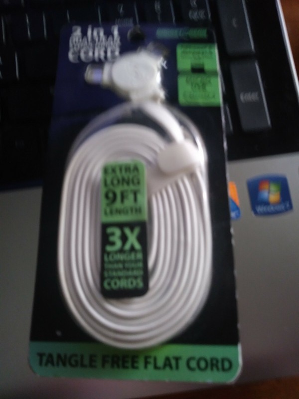 Gadget Gear 2 in 1 Sync/Charge Cord