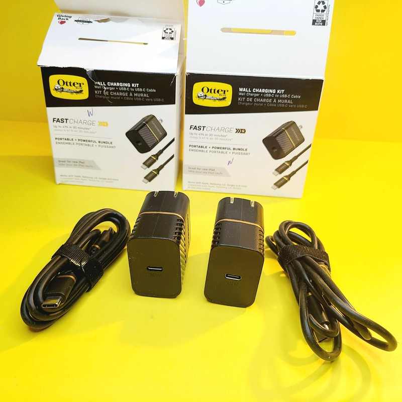 LOT OF 2 OTTERBOX OBFTC-0069-B 20W WALL CHARGER + CABLE TYPE C FAST CHARGE 1PORT gallery
