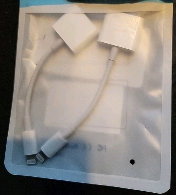 iPhone Adapter for Headphones Dual Splitter Headphones & Charging Adapter 2pk