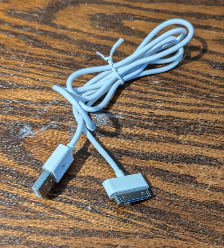 30 pin USB charging cables for Apple iPhone - 4 and 6 ft gallery
