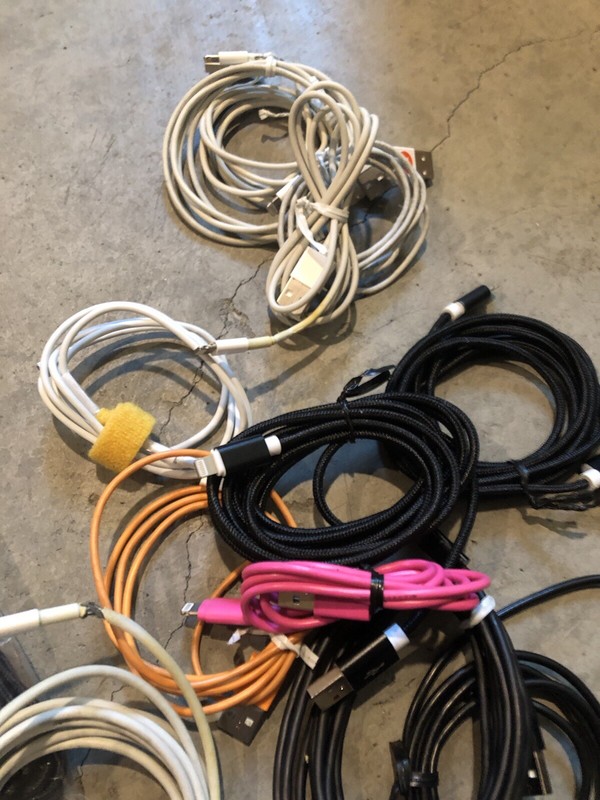 Lightning to USB Cable gallery