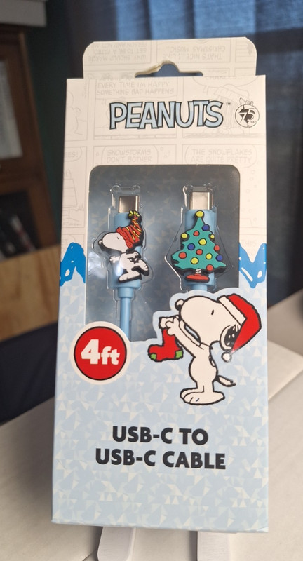 🎄 Peanuts USB-C Charging Cable – Snoopy Christmas Tree 4FT Data/Sync Cord