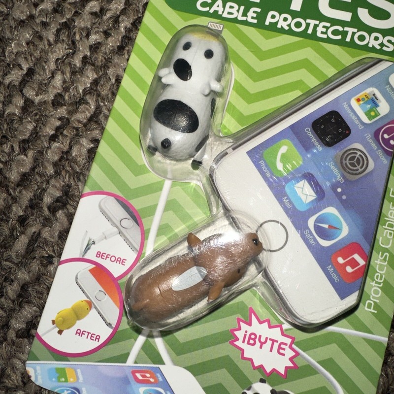 Tzumi Cord Bytes Cable Protectors Set Spotted Black & White Cow & Corgi Dog NEW! gallery