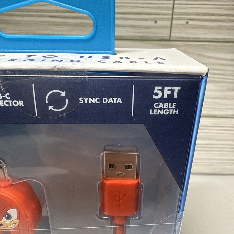 NEW Sonic The Hedgehog KNUCKLES USB-A to USB-C 5ft Charging Cable gallery