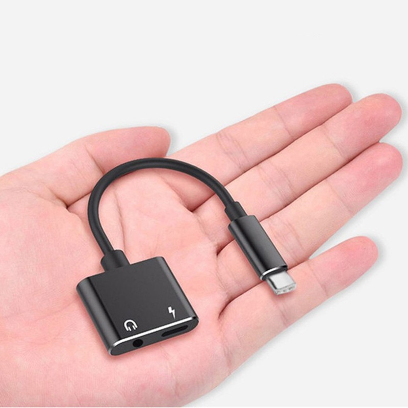 2 In 1 Type-C Audio Charging Adapter With Type C Charging Port 3.5mm Earpho YRCW
