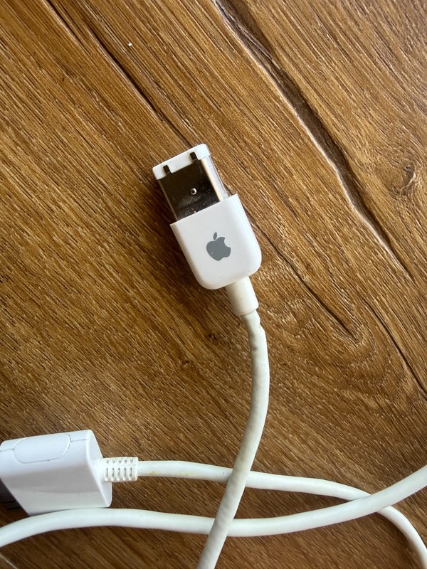 Apple OEM FireWire to 30-Pin iPod Dock Connector Cable Tested Works gallery