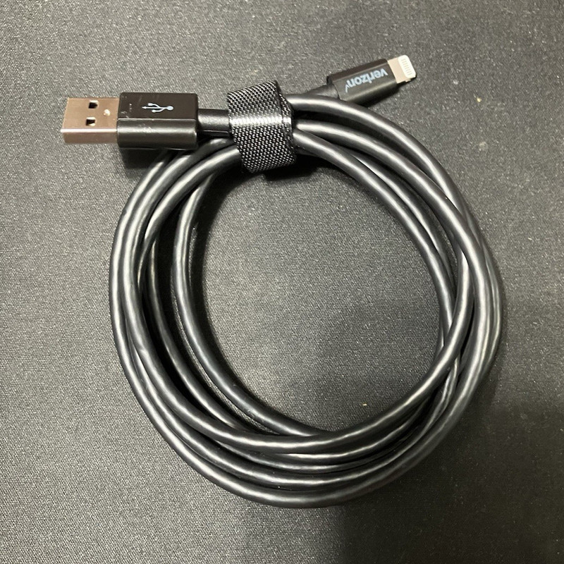 Verizon Charging & Data Sync Cable Black USB For iPhone