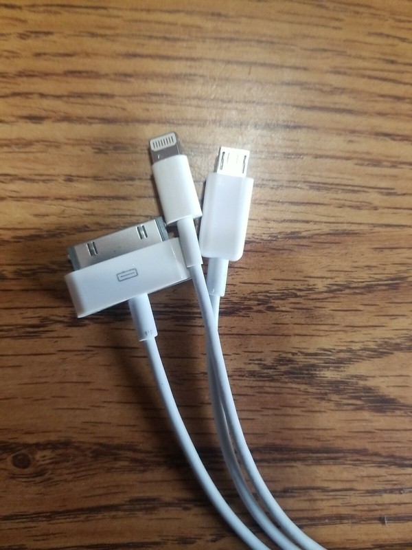3 in 1 USB A male to USB Micro, 8 pin iPhone, 30 pin iPod 3 charging cables gallery