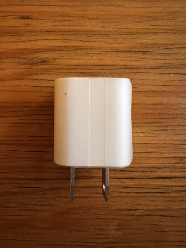 Genuine OEM Apple A1385 5W USB Travel Power Adapter Cube Charger iPhone iPad