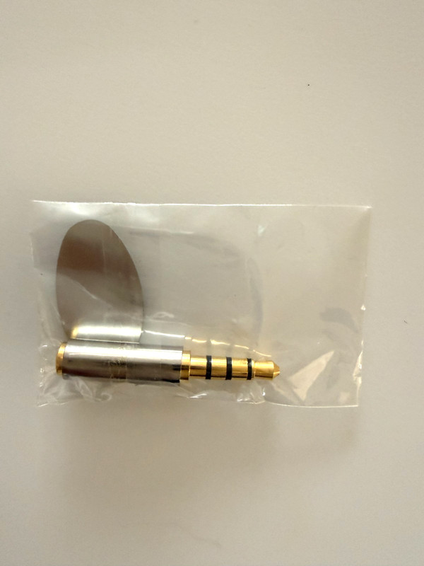 Universal 2.5mm Female Headphone Jack to 3.5mm Male Jack Conversion Adapter NEW gallery
