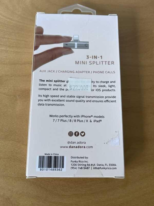Multipurpose Dan Adora Mini Splitter For iPhones-charging/music/calling gallery
