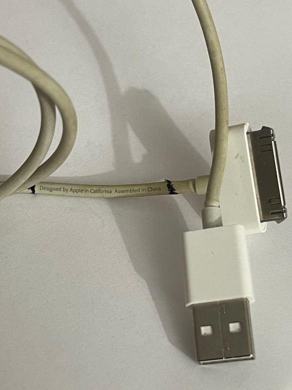 Original Apple USB Data Sync Cable Cord Charger F iPod iPad iPhone 1 2 3 4 Touch gallery