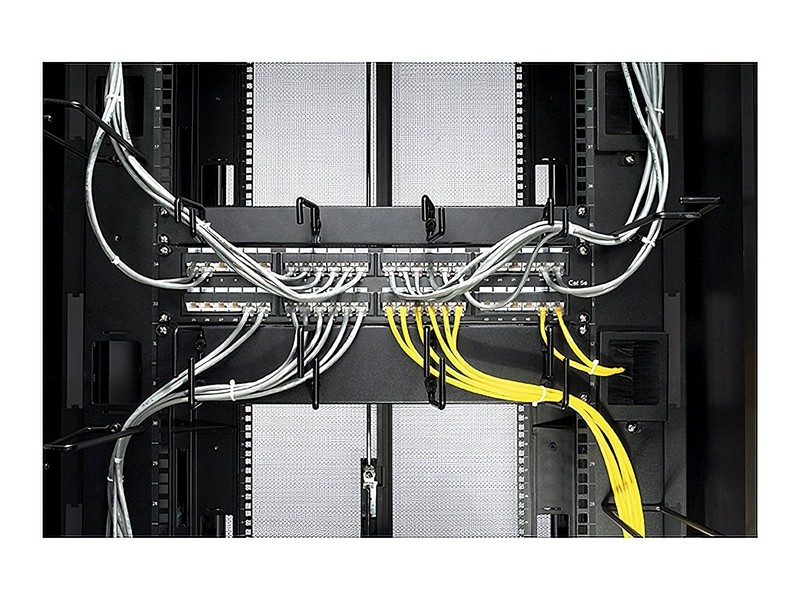 APC Cable Management Ring Black NetShelter Cable Management Vertical AR7707