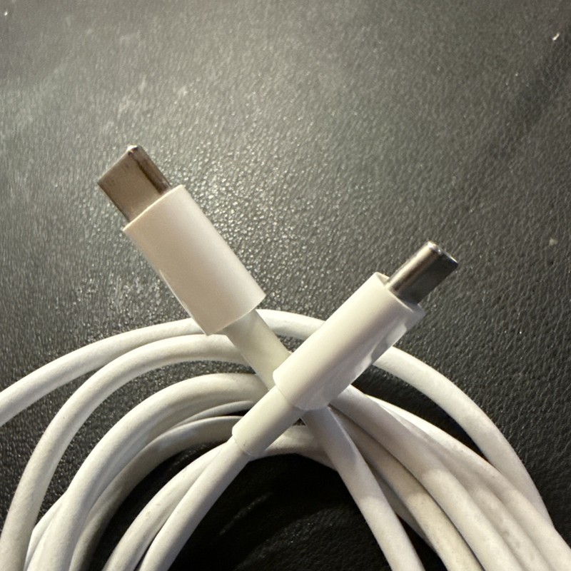 Apple Genuine OEM USB-C to USB-C Charging Cable 2M (6.36 ft) *A Grade* gallery