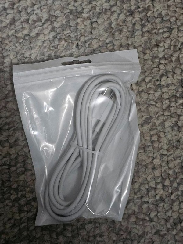 100w USB-C to USB-C Fast Charging Cable Perfect for Phones, Tablets & Computers gallery