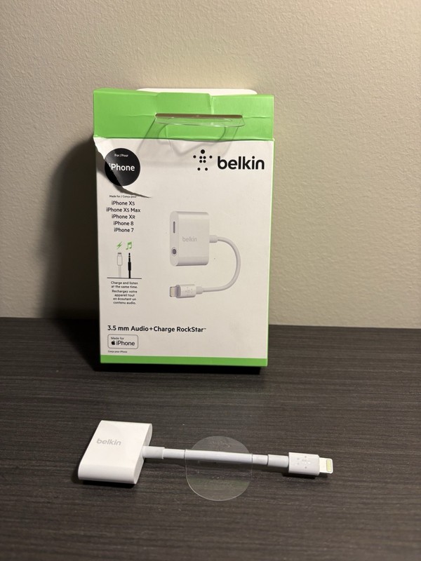 Belkin RockStar 3.5mm + Charge Audio Adapter for iPhone White gallery