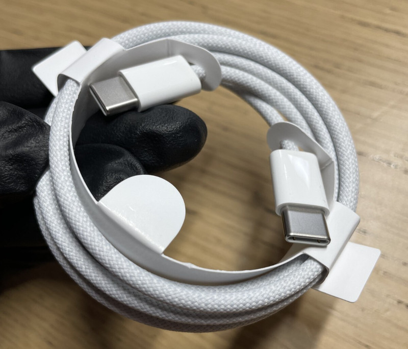 Lot of 25 Apple OEM USB-C 60W Charge Cable Braided Original MQKJ3AM/A A2795 gallery