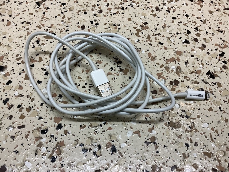 Amazon Basics Iphone Cable