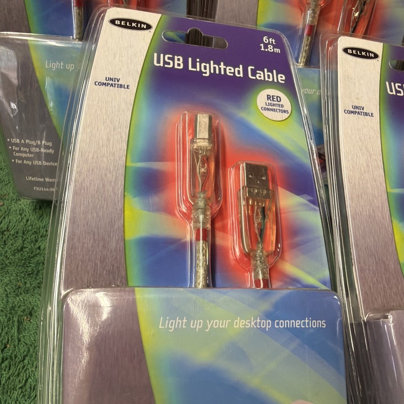 5-Bellkin Lighted Usb Cables 4-6 Ft. Red And 1-6Ft Clear. gallery