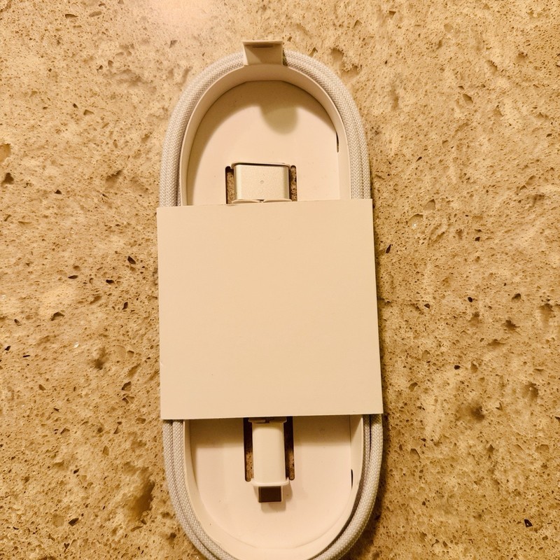 Original Apple USB-C to MagSafe 3 cable (2 m)
