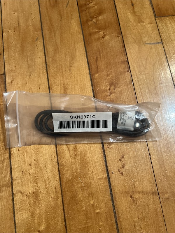 Motorola SKN6371C Mini USB Data Cable 07026-BK-0091329 New