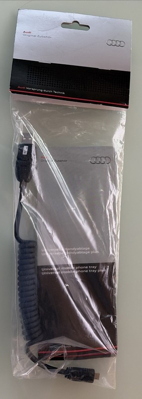 Audi USB Adapter for media devices with Micro-B USB-connector 8S0 051 435 A