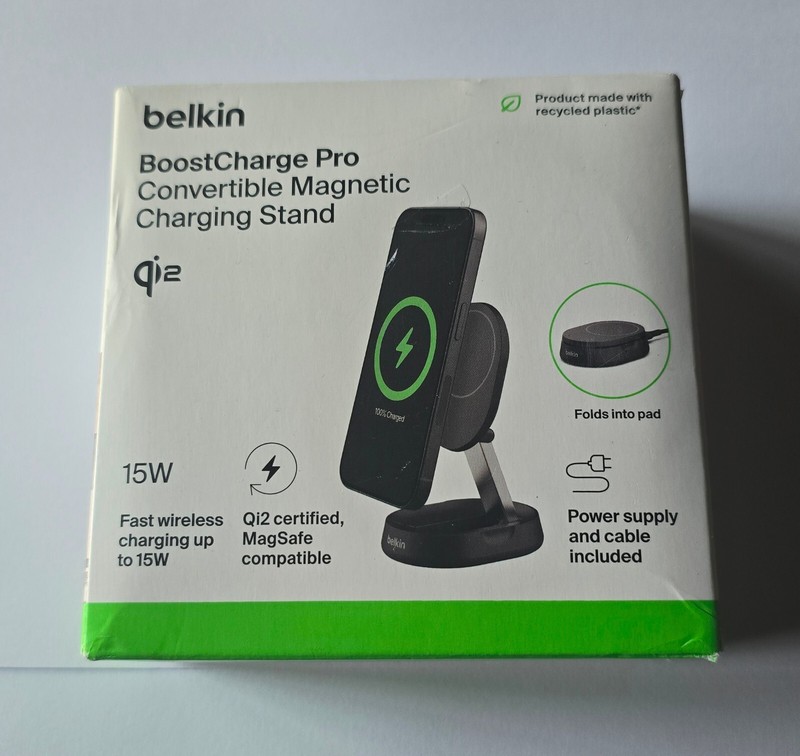 NEW Black Belkin BoostCharge Pro Magnetic Wireless Charging Stand in Retail Pkg