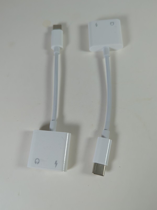 2 pack USB C to 3.5mm Headphones Jack Fast Charger Adapter for Smartphone