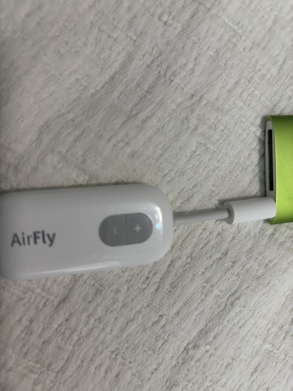 Twelve South AirFly Pro Wireless Bluetooth Transmitter Receiver gallery
