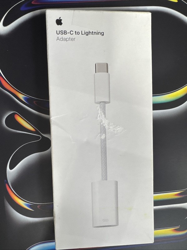 Brand New Open Box USB-c To Lightening Adaptor Muqx3am/a