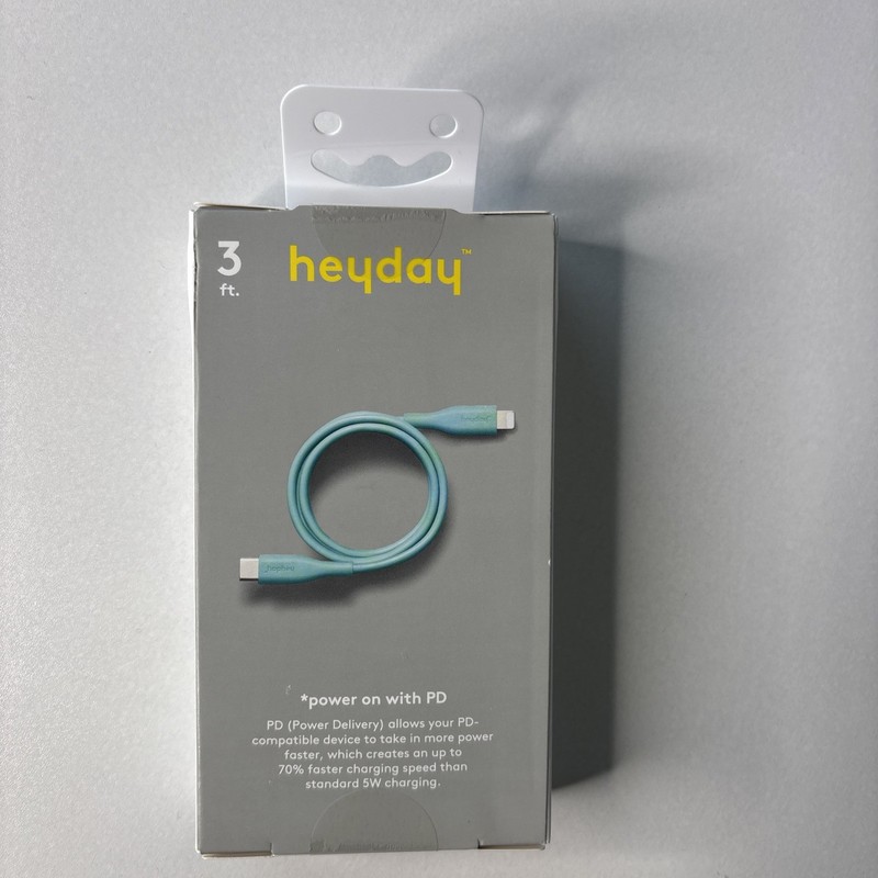 Heyday 3′ Lightening To USB-C Fast Charging Cable Turquoise Made For iPhone iPad
