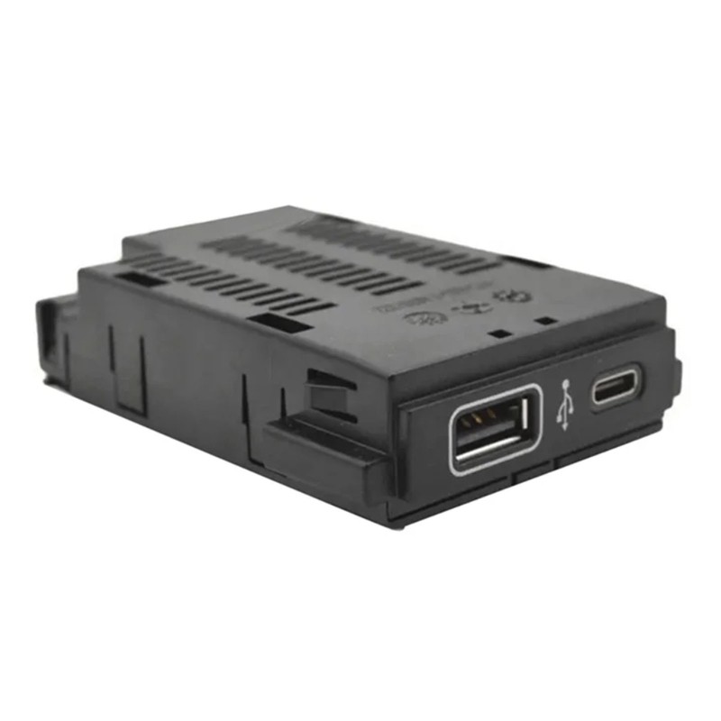 Double Output Vehicle USB Socket Compact Design Optimized For Electronic Devices