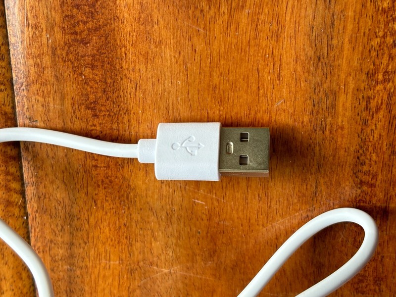 NWOT Set of 4 USB Cables (2) White 33" (L) & (2) Black 18" (L) gallery