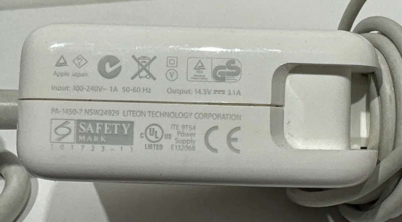Apple 45W MagSafe Power Adapter A1374 For Apple MacBook White Cable gallery