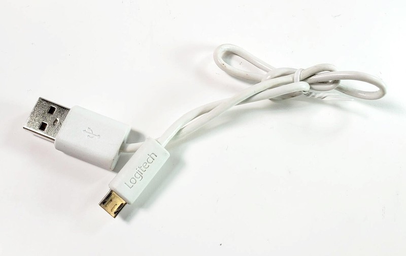 Logitech Charge/Data Sync Cable for Micro USB Charging Ports - White gallery