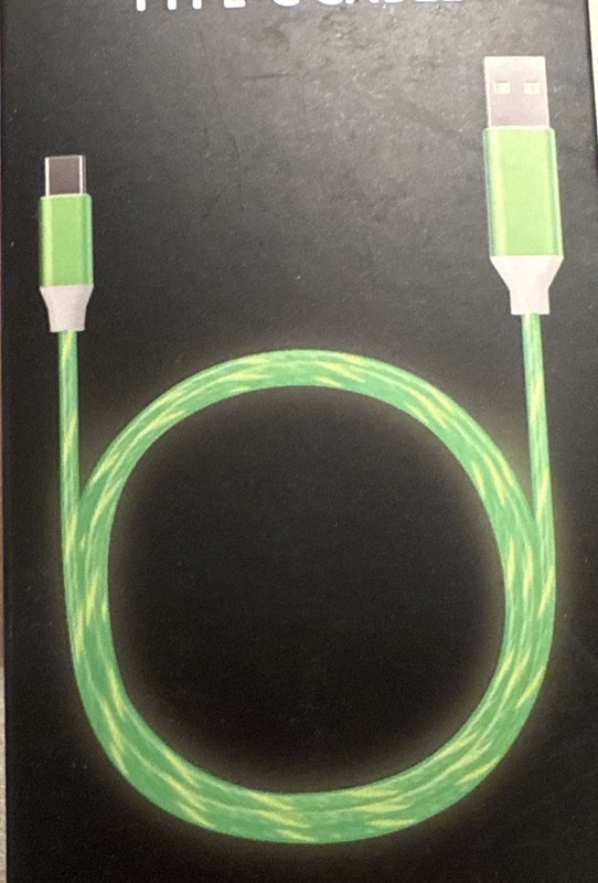 Type C 3 Foot Light-Up Type-C Sync + Charge Cable Green. NEW in Box gallery
