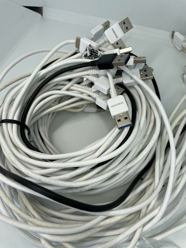 lot of 25 Genuine Samsung Charging / Data Cable for Galaxy S5 Note 3 gallery