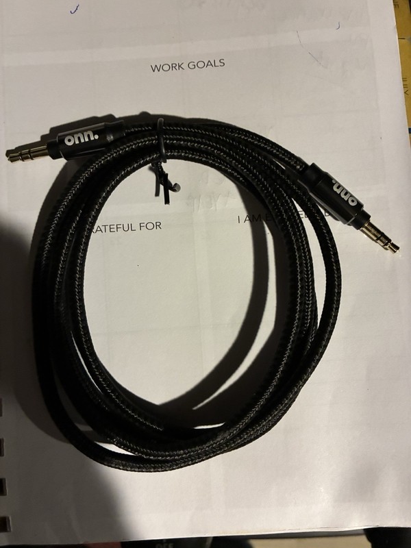 new Onn Straight Auxiliary Aux Cable Cord 6 ft
