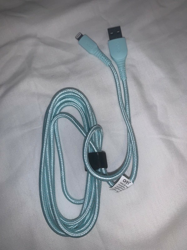 6FT CONNECT ONN BRAIDED USB CHARGING CABLE LIGHTING & USB-C gallery