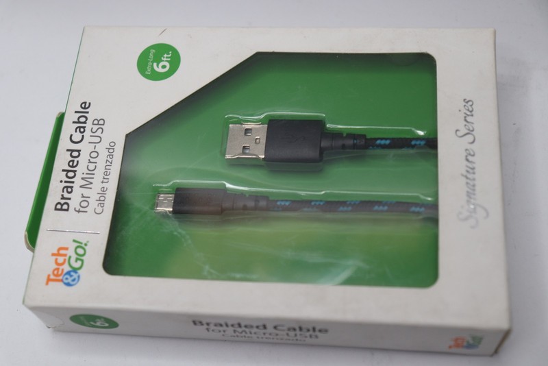 Tech & Go Braided Cable for Micro-USB Black and Blue 6 ft. gallery